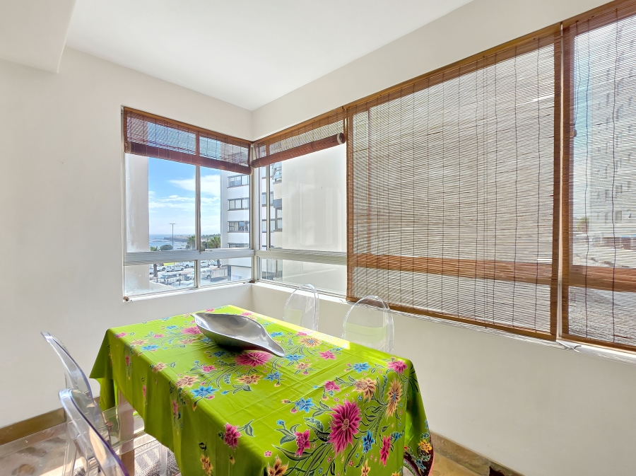 2 Bedroom Property for Sale in Three Anchor Bay Western Cape